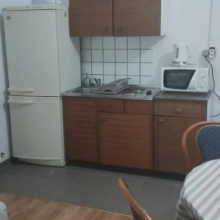 Private ,surrounded By Nature,50m From The Sea Apartament *