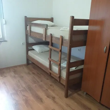 Private ,surrounded By Nature,50m From The Sea Apartament *