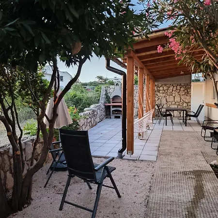Private ,surrounded By Nature,50m From The Sea Apartment *