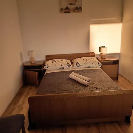 Private ,surrounded By Nature,50m From The Sea Apartment Povljana