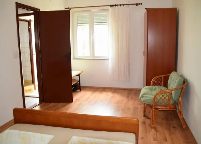 Private ,surrounded By Nature,50m From The Sea Apartament